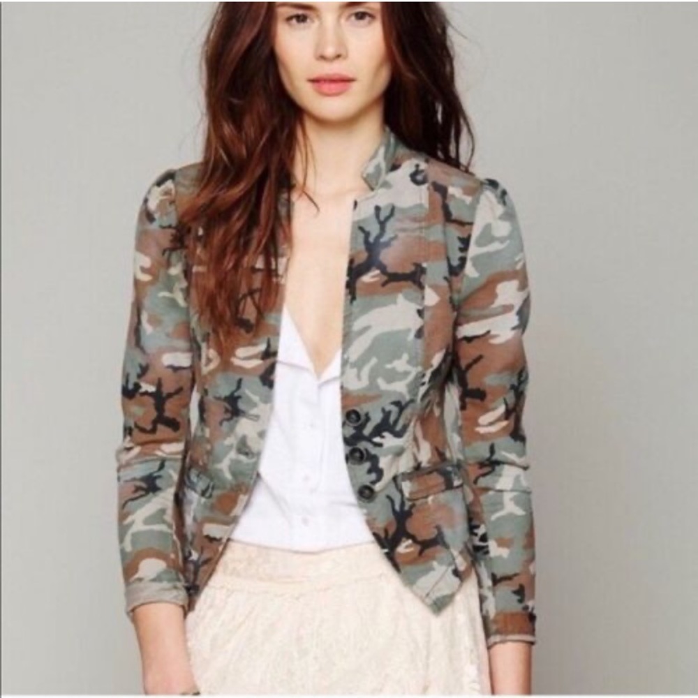 Free people camo jacket/blazer